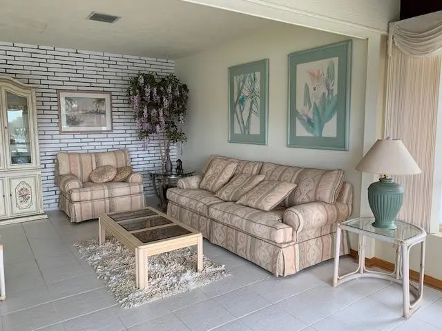 Photo 8 at 1625 SE 12th Court, Fort Lauderdale