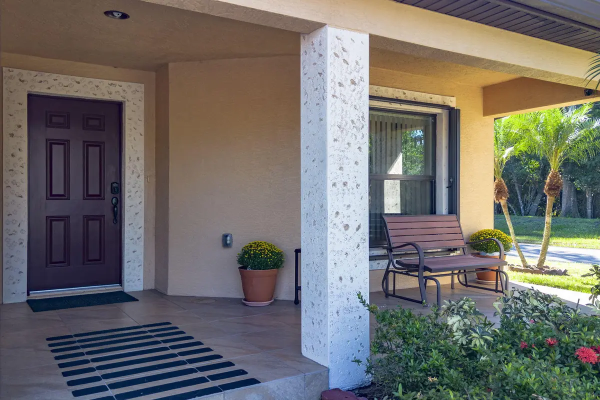 54-web-or-mls-10_ipixx_10 at 2 S Granada Lane, Port St. Lucie