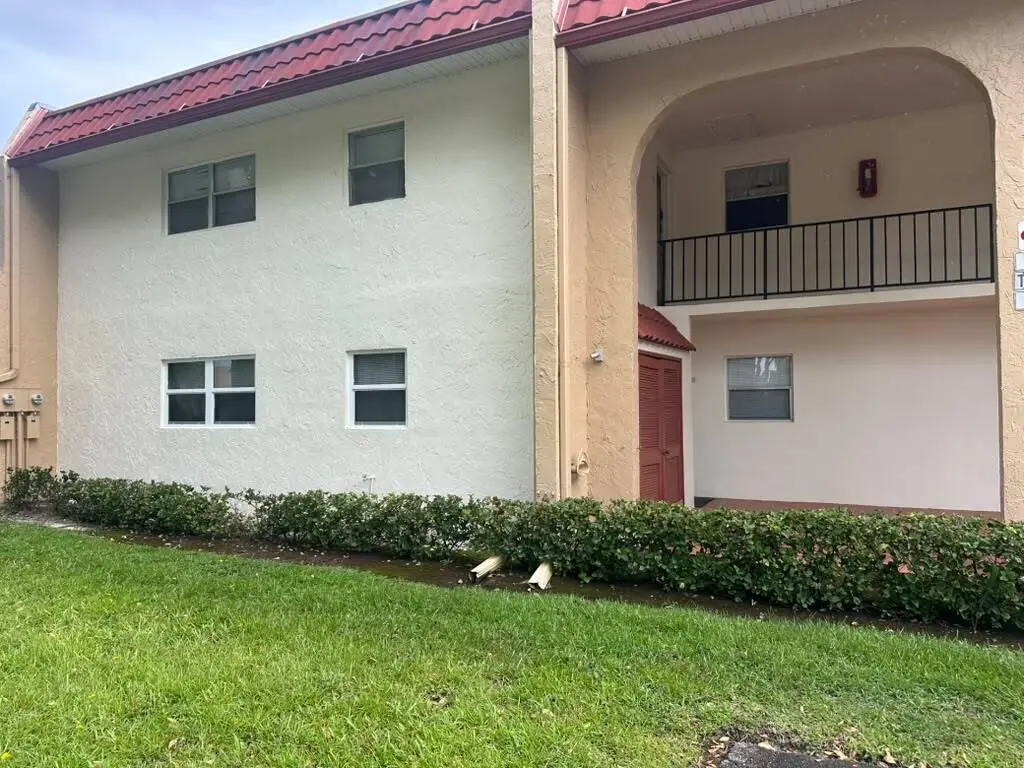 120 Lake Frances Drive, West Palm Beach, FL – photo 3