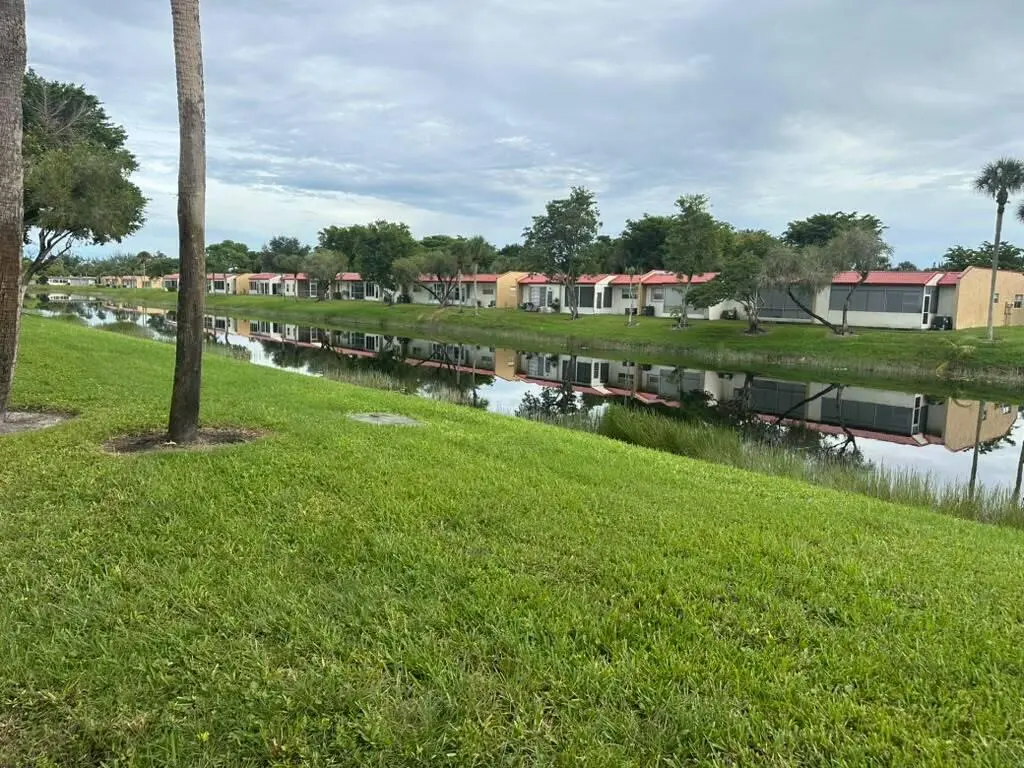120 Lake Frances Drive, West Palm Beach, FL – photo 6