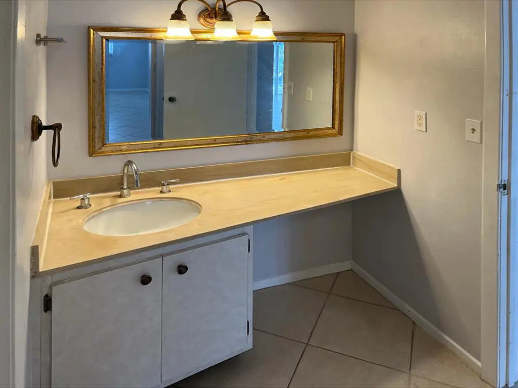 Bathroom II at 300 BAYVIEW Drive 403, Sunny Isles Beach