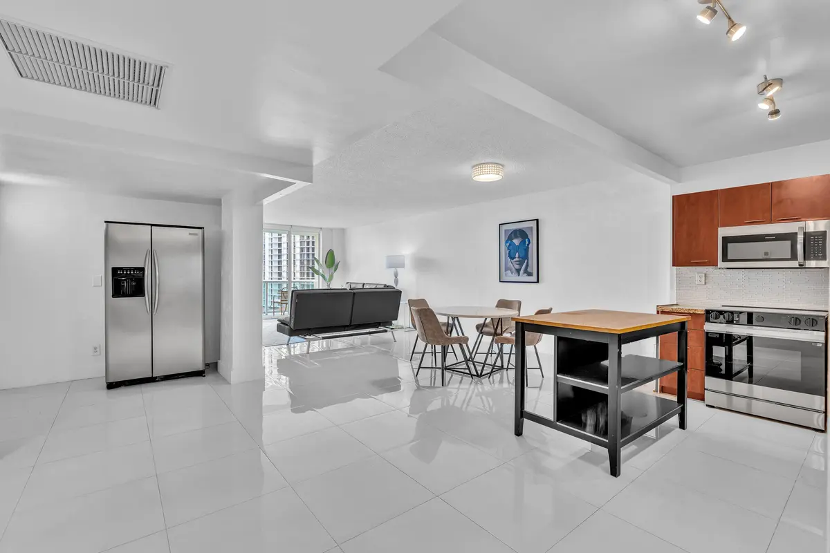 FPP00416 at 19390 COLLINS Avenue 1007, Sunny Isles Beach