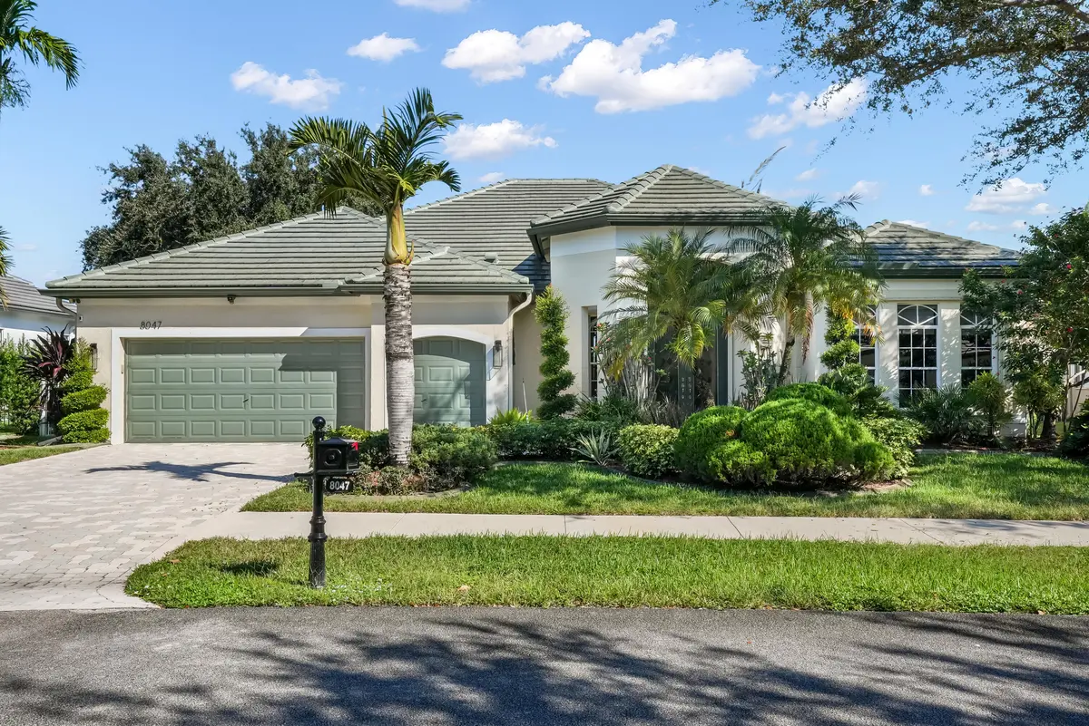 DSC04595 at 8047 N SAVANNAH Circle, Davie