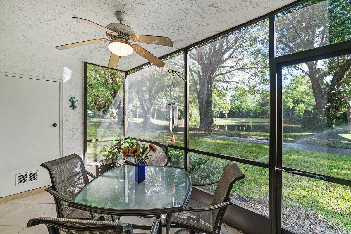 Peaceful Patio w/ Lake Views at 5087 Oakhill Lane, Delray Beach
