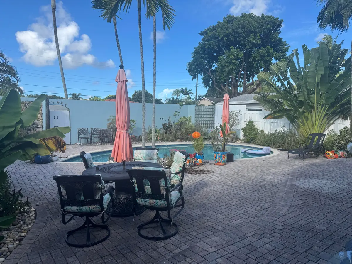 IMG_1910 at 1744 W LAS OLAS Boulevard, Fort Lauderdale