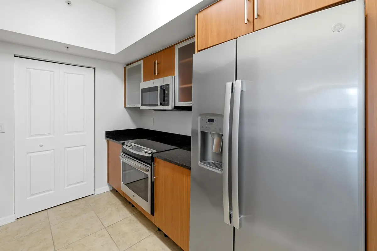 7_0h8a6260 at 600 S DIXIE Highway 825, West Palm Beach
