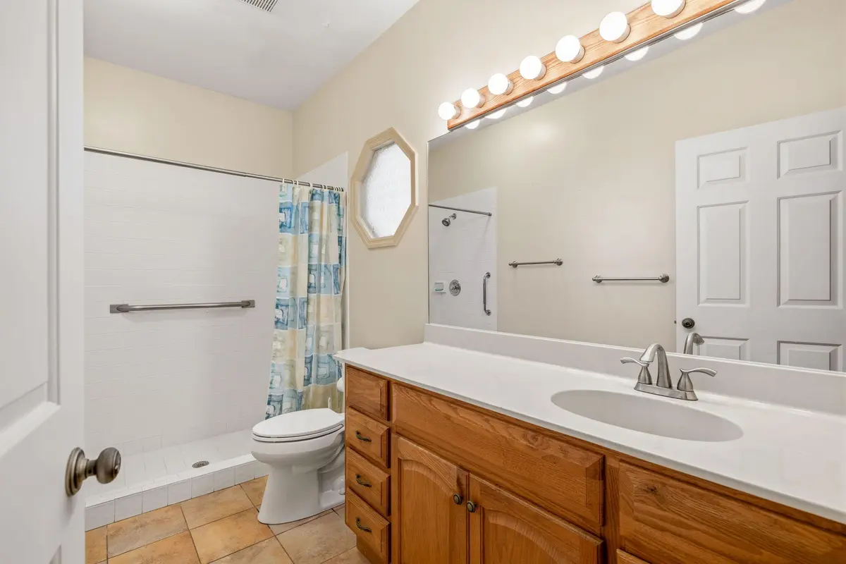 9-web-or-mls-0B2A3475 at 460 TAMARIND Place, Vero Beach
