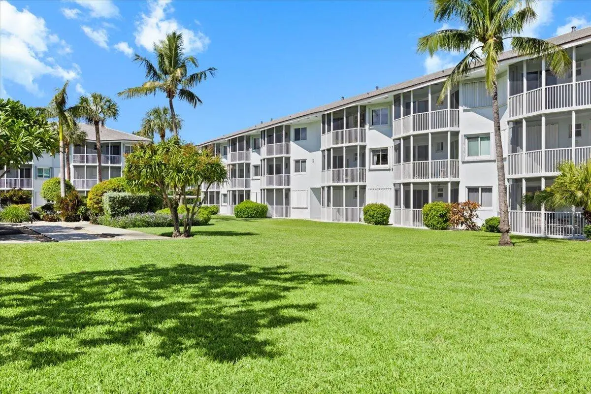 29-424A6412 at 2700 Banyan Road c 3, Boca Raton