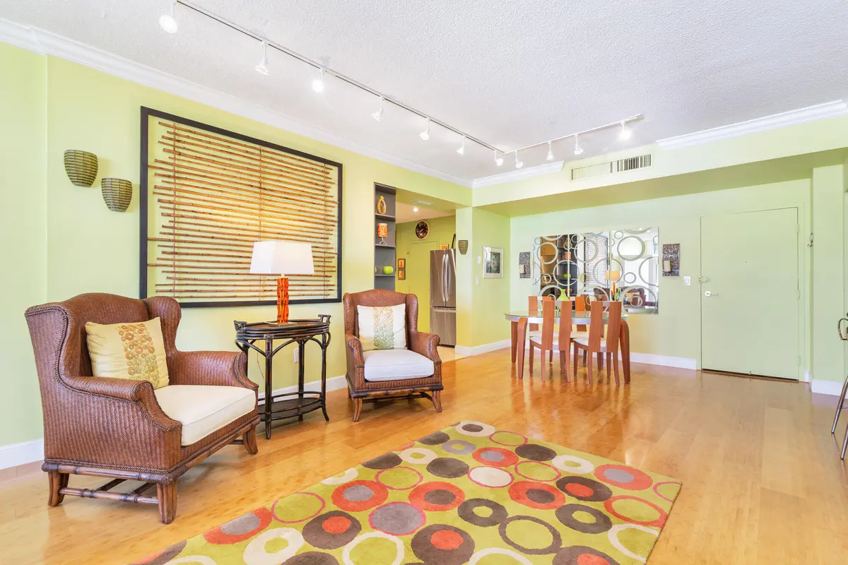 low-8 at 3450 S OCEAN Boulevard 8260, Palm Beach