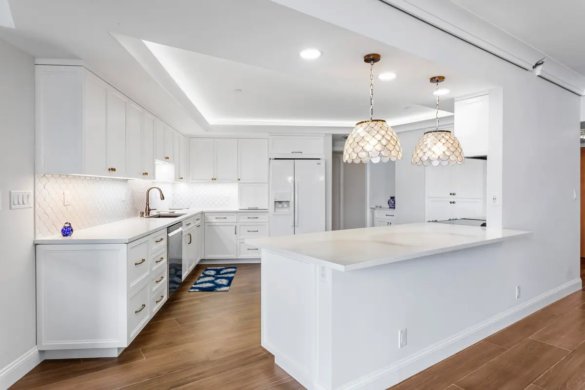 Kitchen at 100 LAKESHORE Drive 454, North Palm Beach