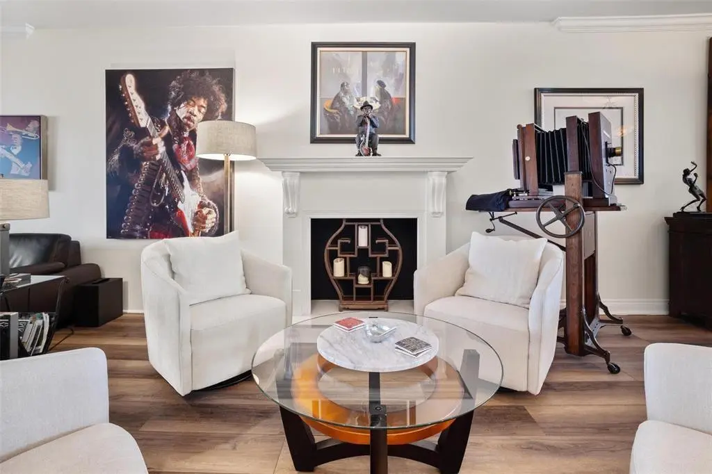 Sitting rm at 333 SUNSET Drive 104, Fort Lauderdale