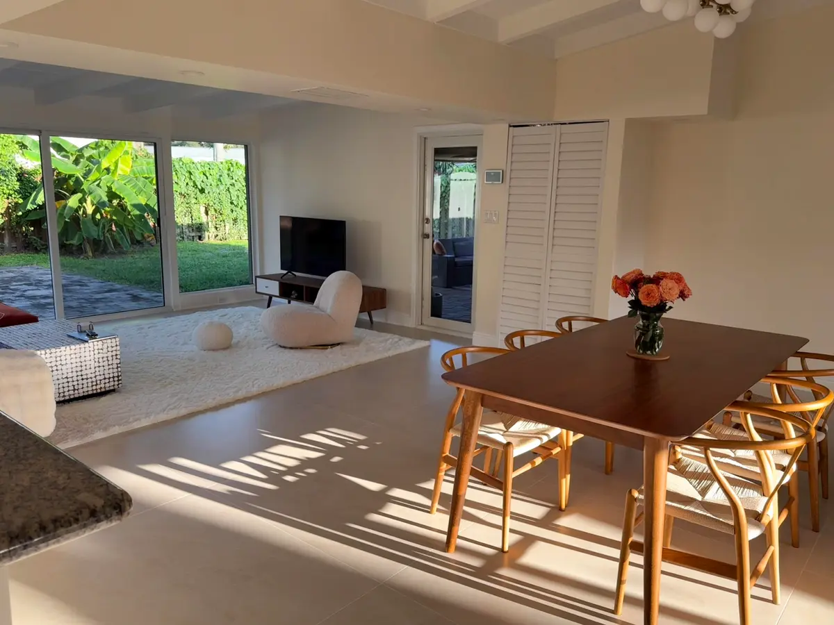 Pic 6 at 2430 Flamingo Lane, Fort Lauderdale