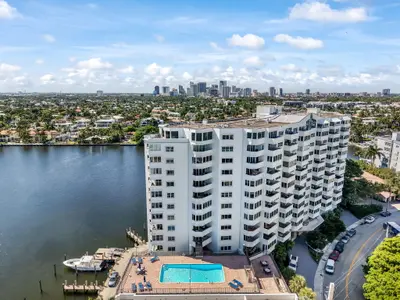 333 SUNSET Drive 104, Fort Lauderdale – Condominium for sale