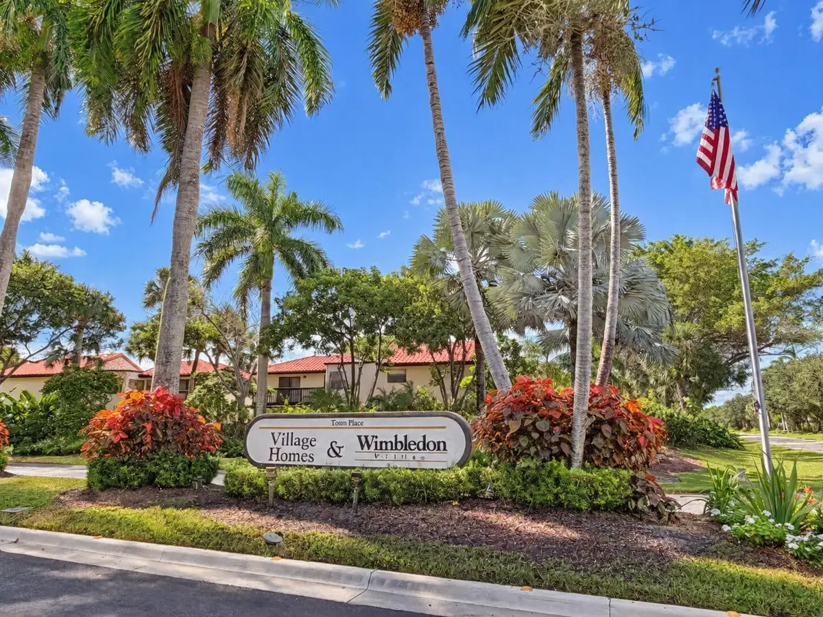 entrance at 5706 FOX HOLLOW Drive B, Boca Raton