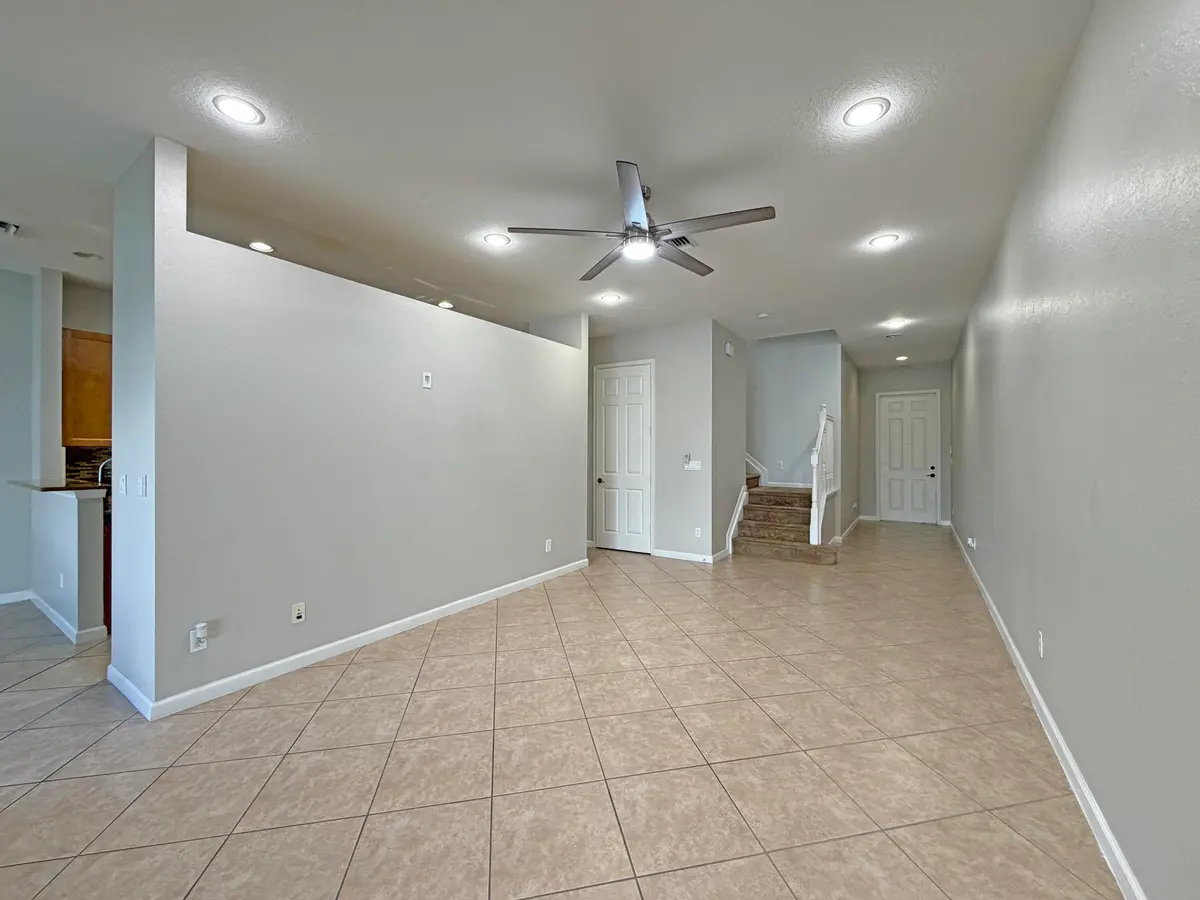 2125 SW Cape Cod Drive, Port St. Lucie, FL – photo 8