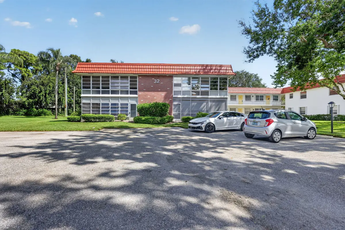 Front of Structure at 1225 NW 21ST Street 32-3208, Stuart