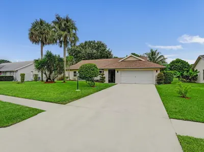 5713 Adair Way, Lake Worth – Single Family Residence for sale