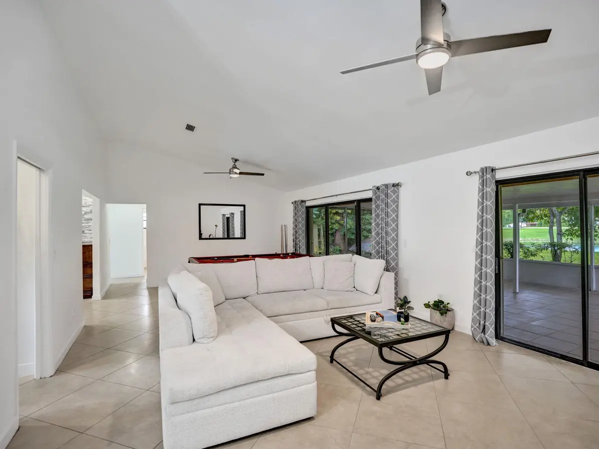 5713 Adair Way, Lake Worth, FL – photo 4