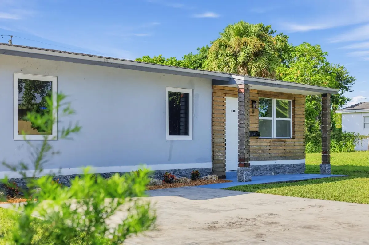 3040 NW 8TH Place, Fort Lauderdale, FL – photo 4
