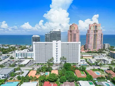 2200 NE 33rd Avenue 6B, Fort Lauderdale – Condominium for sale
