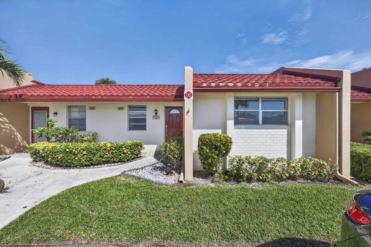 1-web-or-mls-BS1A3817 at 109 LAKE BARBARA Drive, West Palm Beach