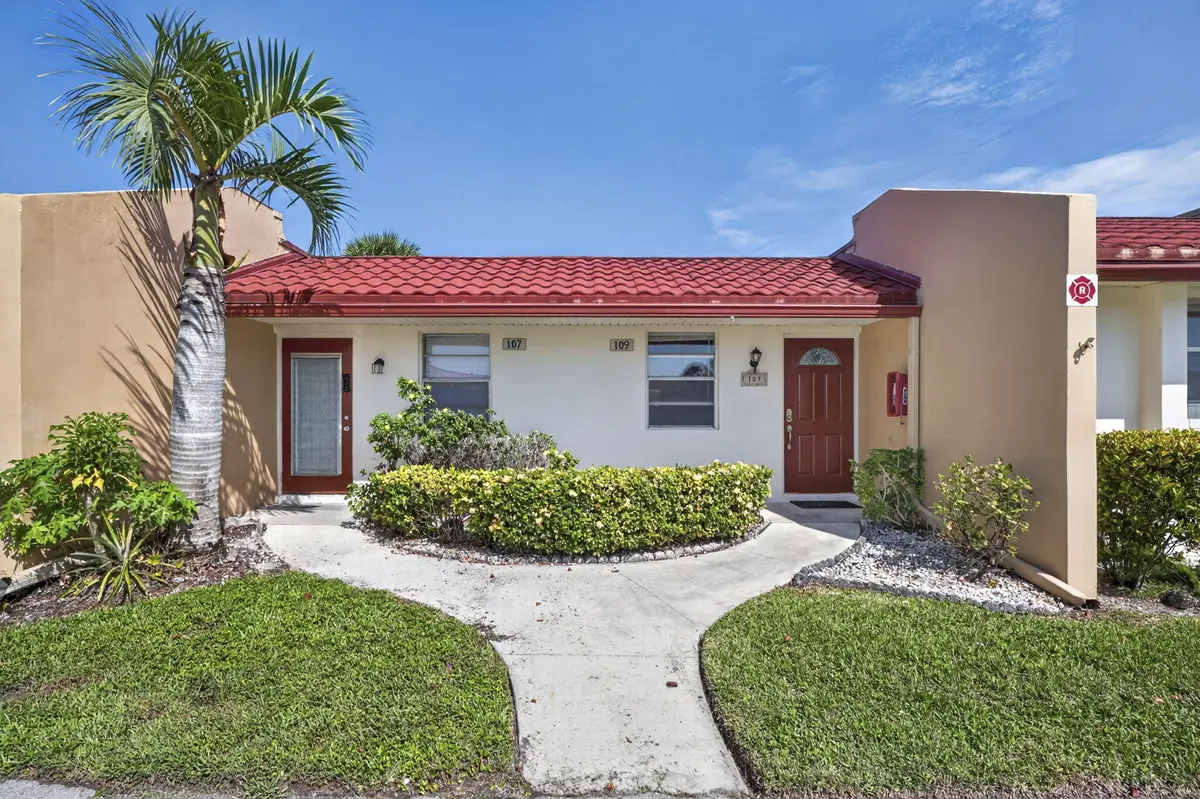 3-web-or-mls-BS1A3812 at 109 LAKE BARBARA Drive, West Palm Beach