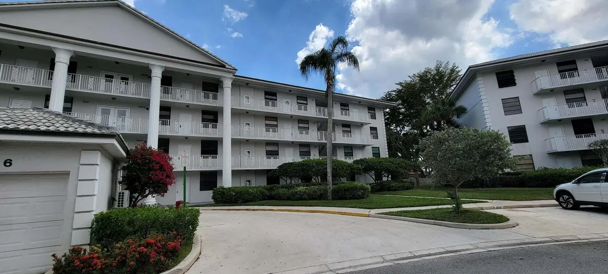 20230328145123466023000000-o at 3516 WHITEHALL Drive 106, West Palm Beach