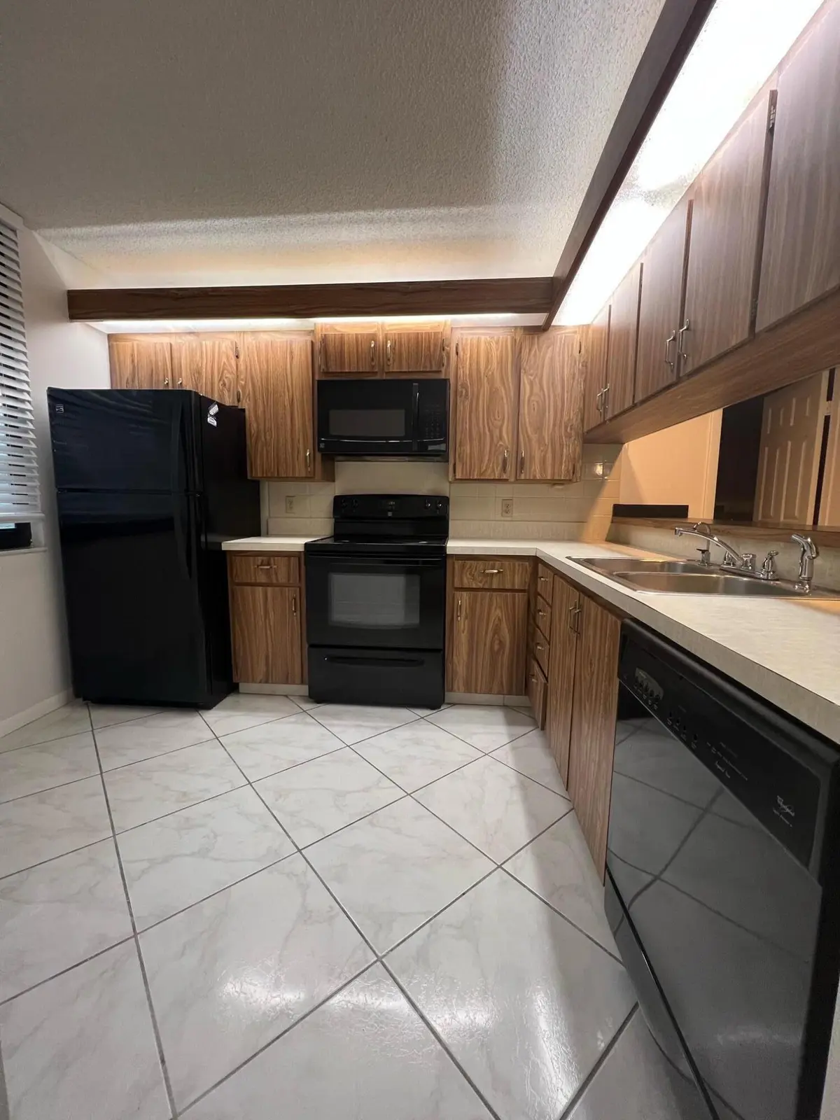 image3 (2) at 3516 WHITEHALL Drive 106, West Palm Beach