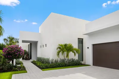 10409 BERNINA Drive, Palm Beach Gardens – Single Family Residence for sale