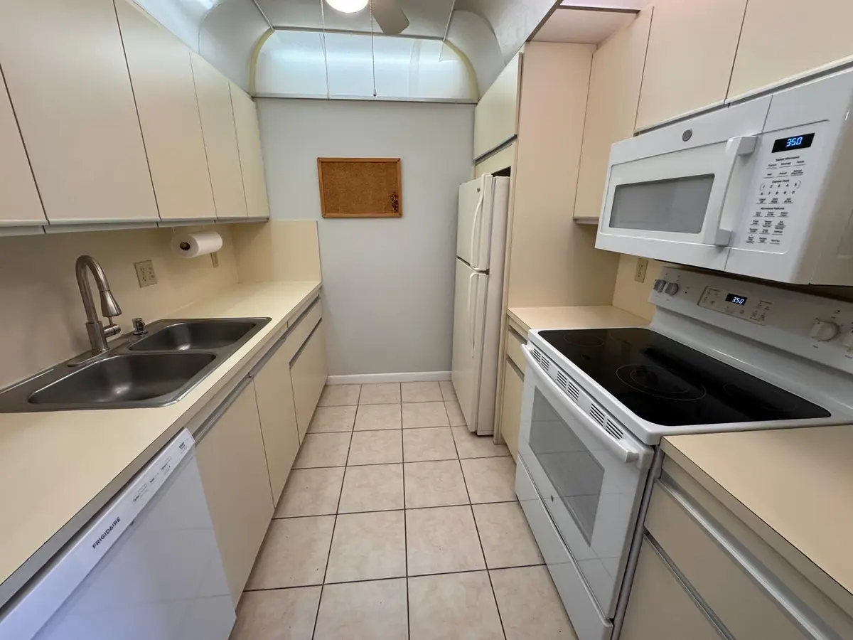 3404 14 at 3404 BIMINI Lane H4, Coconut Creek