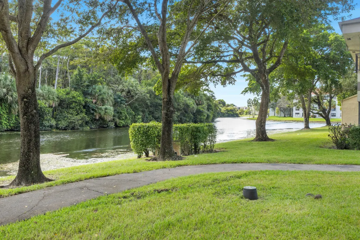 2908 Carambola Cir S U106-3 at 2908 S CARAMBOLA Circle 106, Coconut Creek