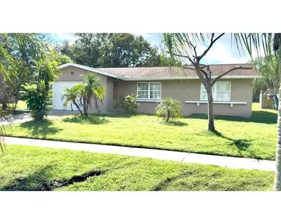 262 NE Brunson Court, Port St. Lucie – Single Family Residence for sale