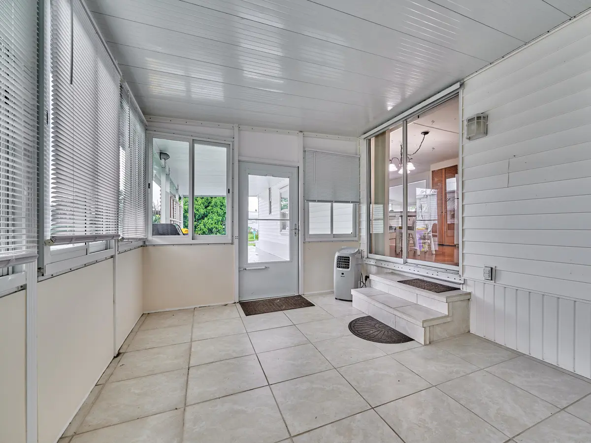 C PYL 0019 at 8421 SE SKYLARK Avenue, Hobe Sound