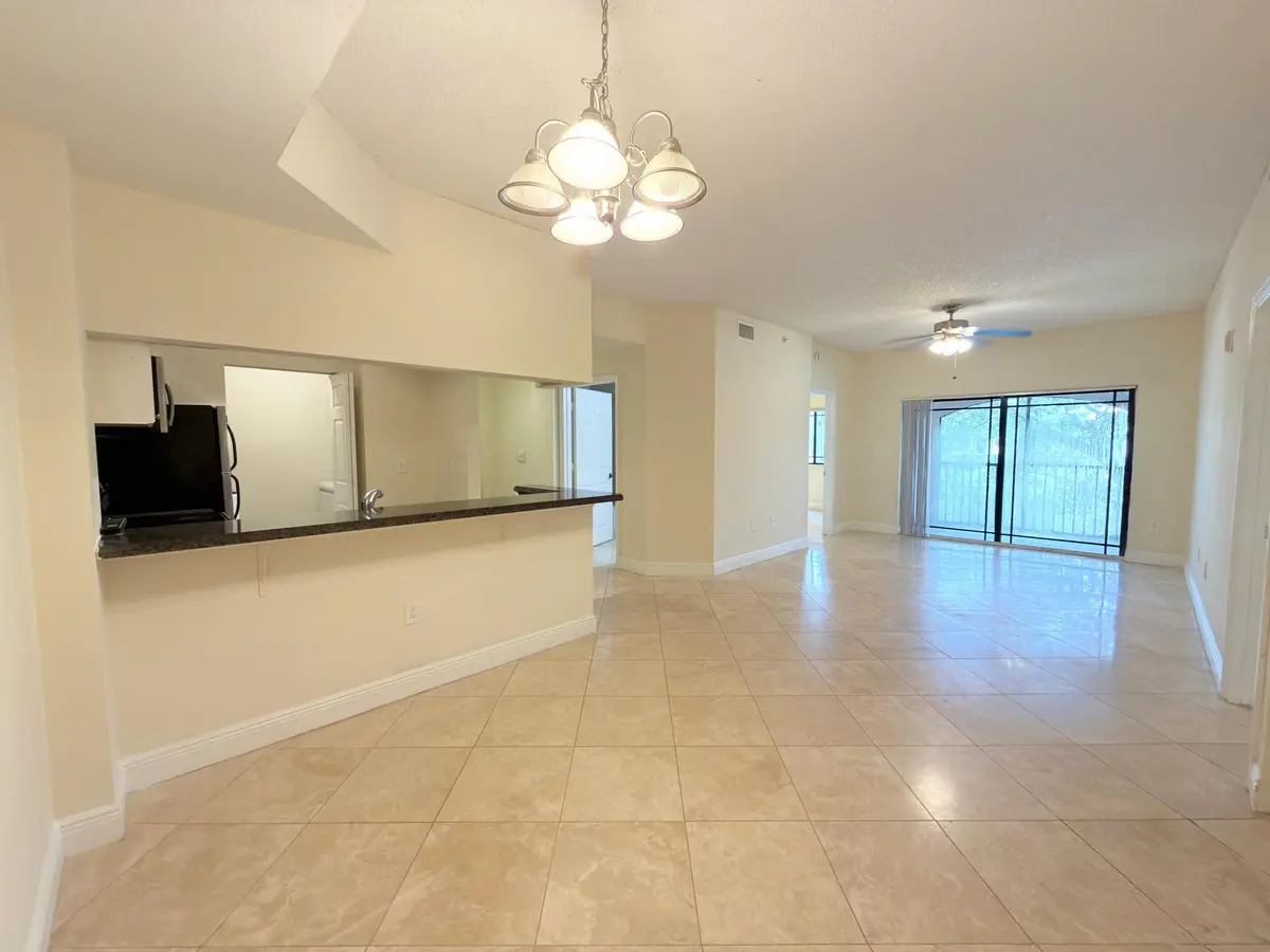 WhatsApp Image 2026-10-08 at 18.57.14 (1 at 2806 Veronia Drive 204, Palm Beach Gardens