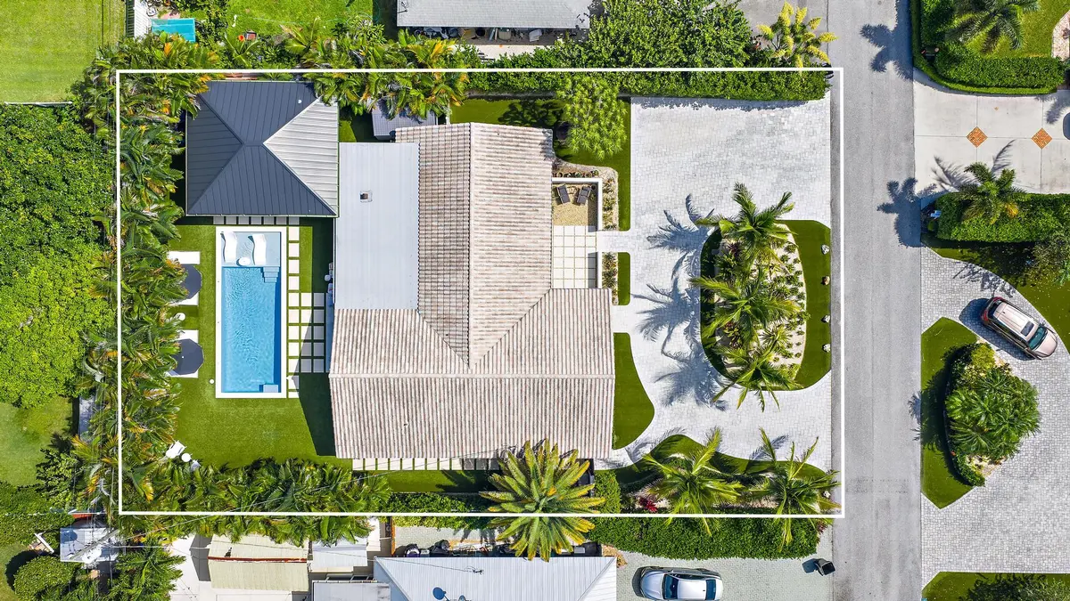 3335 Cove Rd-46 at 3335 Cove Road, Jupiter