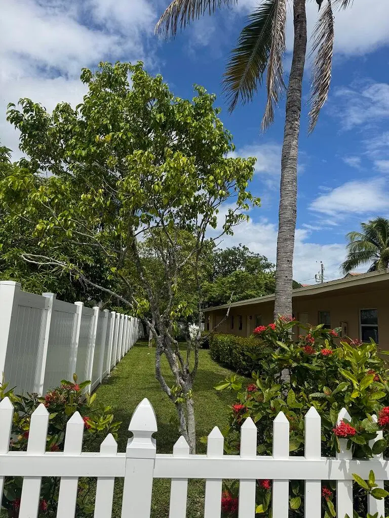 Side at 465 NW 40TH Court 1-4, Oakland Park