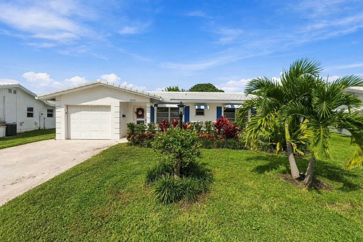 Exterior Front at 2021 SW 18TH Drive, Boynton Beach