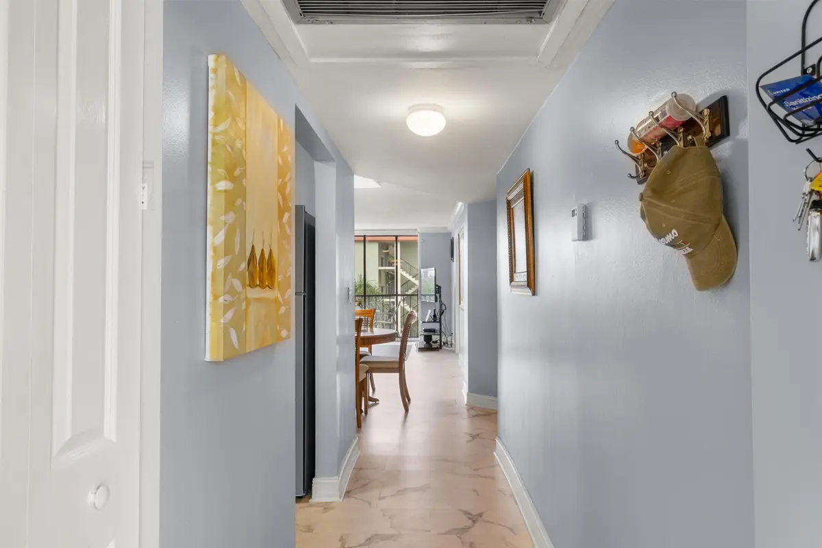 indoor 10 at 5300 NE 24TH Terrace 422C, Fort Lauderdale