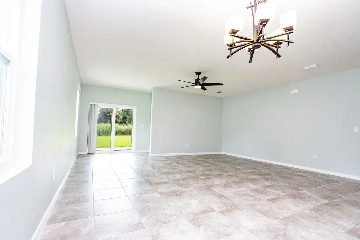 HIEN1 at 4133 Keeson Circle, Vero Beach