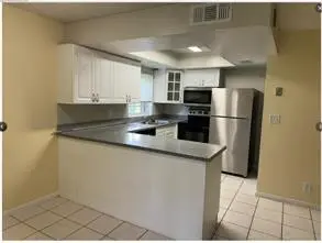 IMG_0073 at 25 Laredo Place, Davie