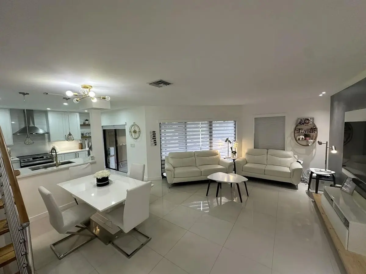 Photo 1 at 8811 W SUNRISE Boulevard, Plantation