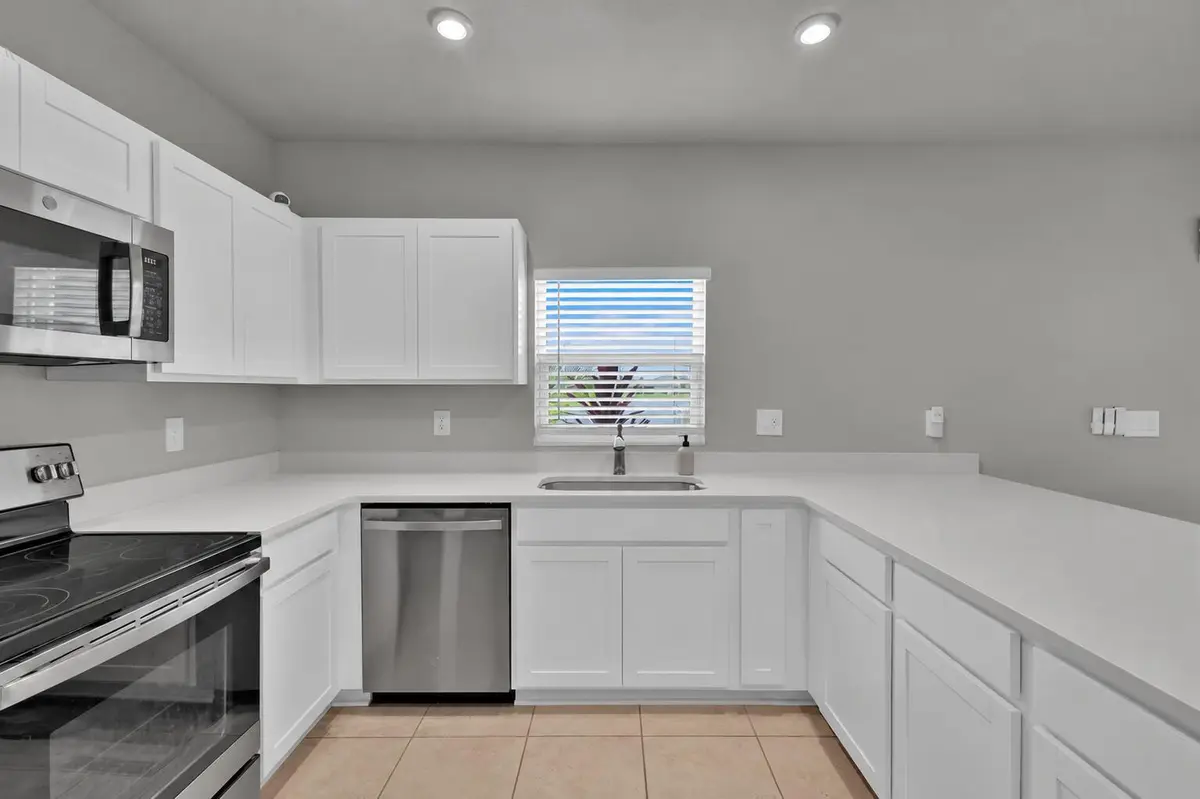 Kitchen at 102 Pummelo Place, Fort Pierce