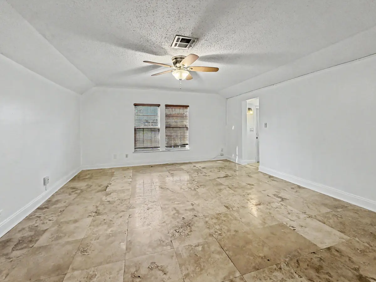 IMG_7933 at 201 S Swinton Avenue B, Delray Beach