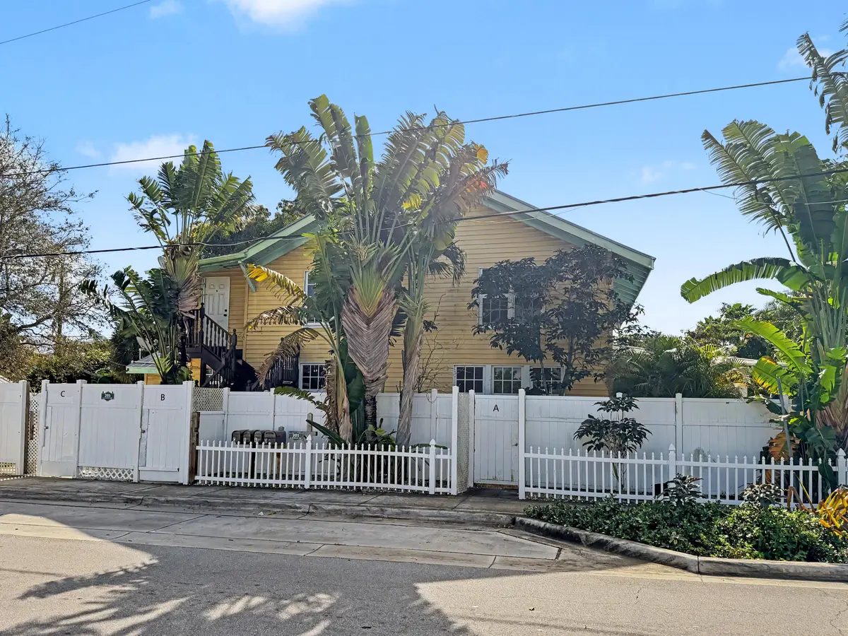 IMG_1791 at 201 S Swinton Avenue B, Delray Beach