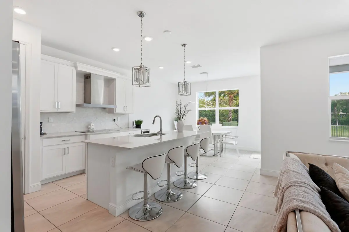 7-web-or-mls-004_0E2A3343 at 4228 VELEIROS Avenue, Deerfield Beach