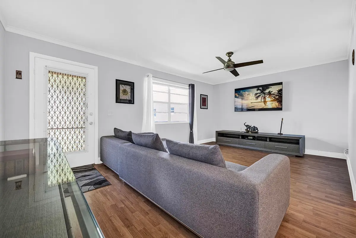 Living Area at 370 PIEDMONT H, Delray Beach