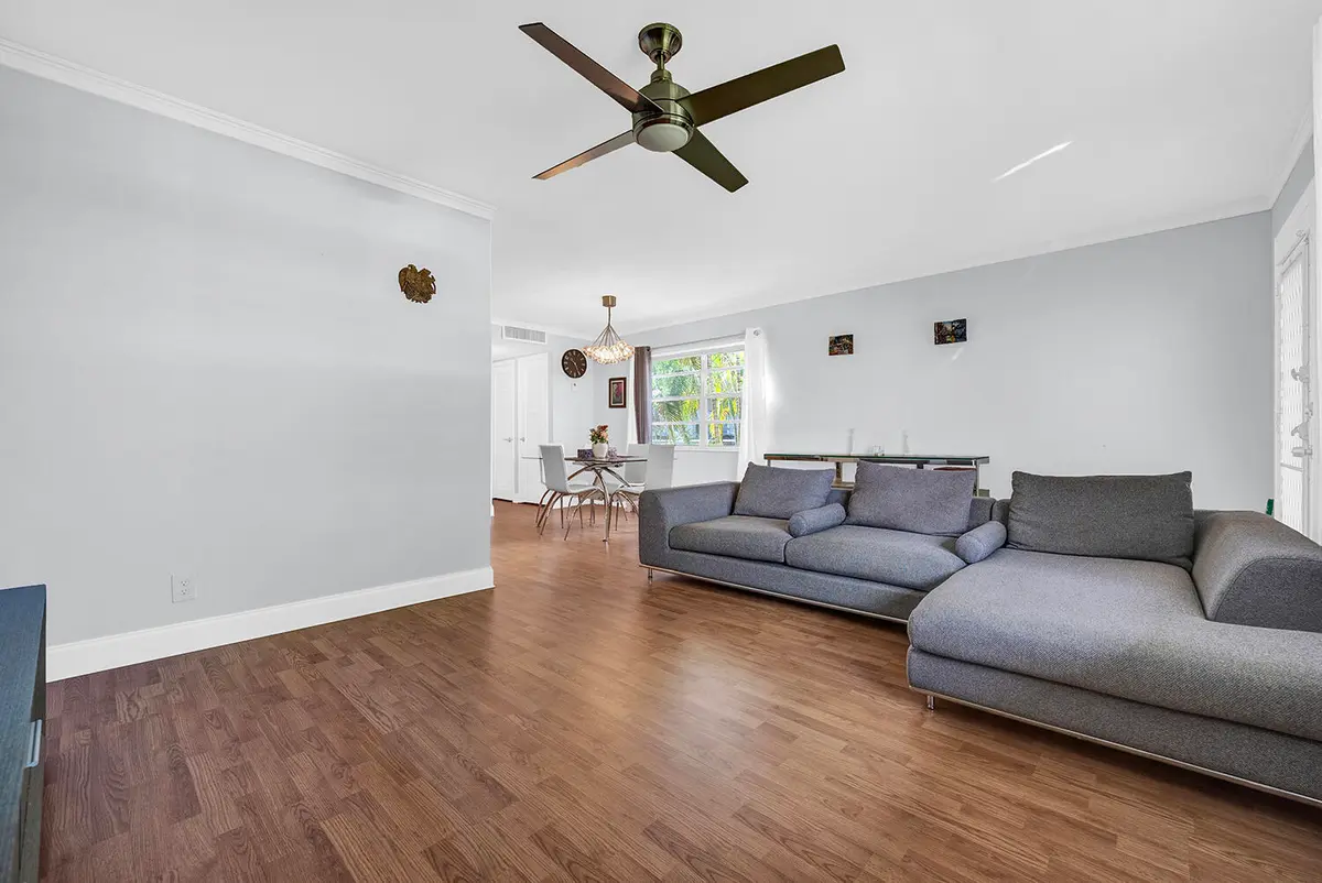 Living Area at 370 PIEDMONT H, Delray Beach