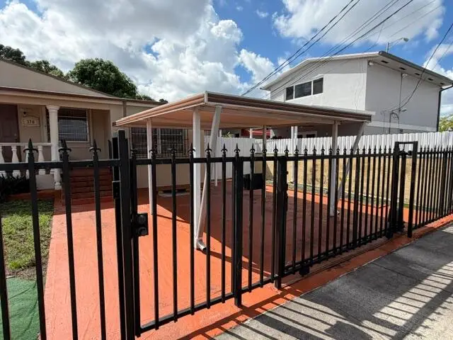 378 W 39th Place, Hialeah, FL – photo 6