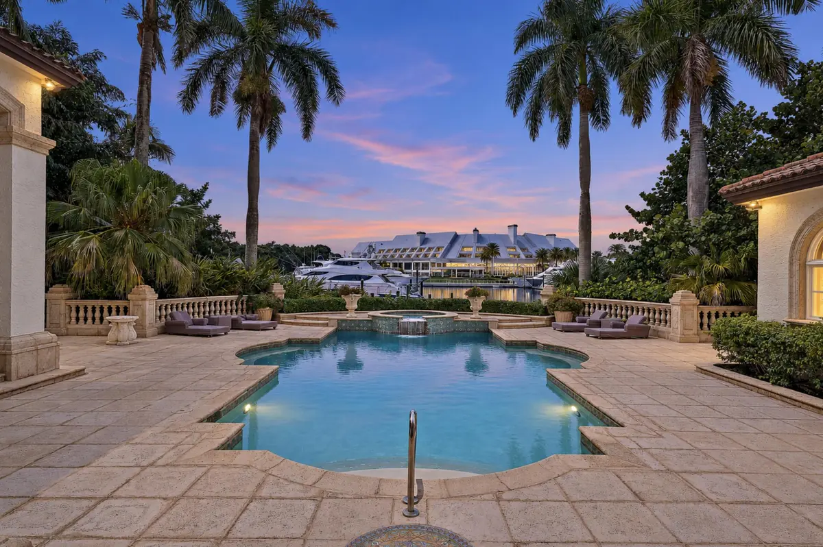 Twilight 1 at 193 Spyglass Court, Jupiter