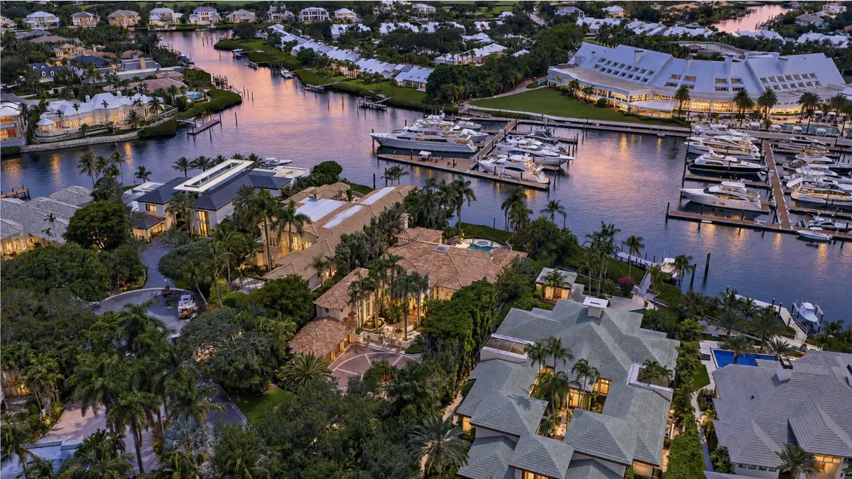 Twilight 3 at 193 Spyglass Court, Jupiter